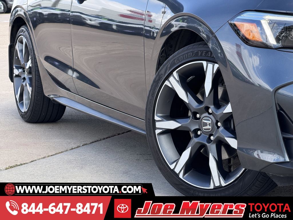 Used 2025 Meteorite Gray Metallic Honda Sport Touring image 12