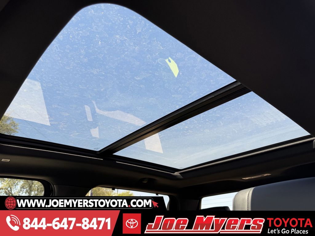 New 2026 Midnight Black Toyota Platinum image 21