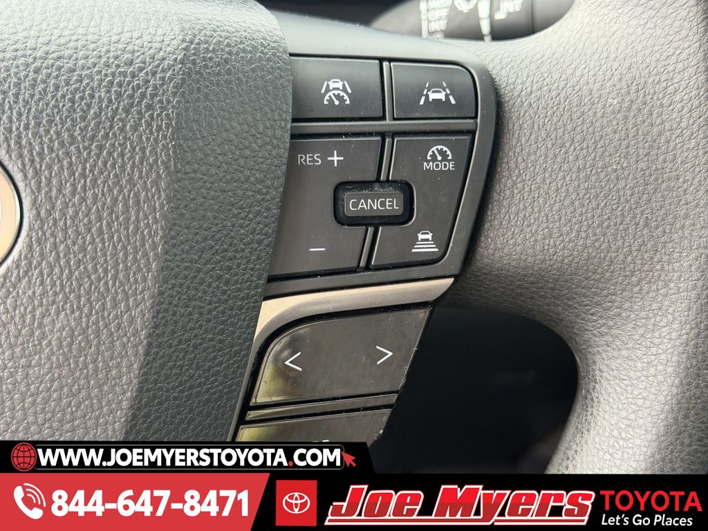 Used 2025 Ice Cap Toyota LE image 23