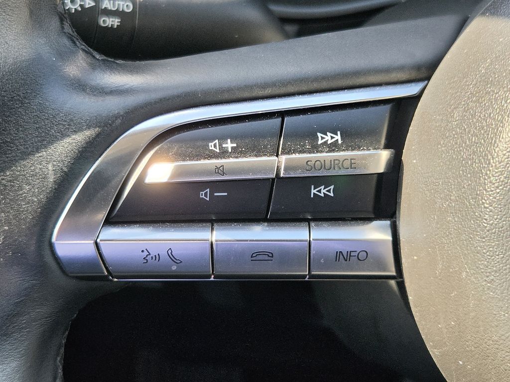 Used 2025 Wind Chill Pearl Mazda 2.5 S Preferred Package image 23