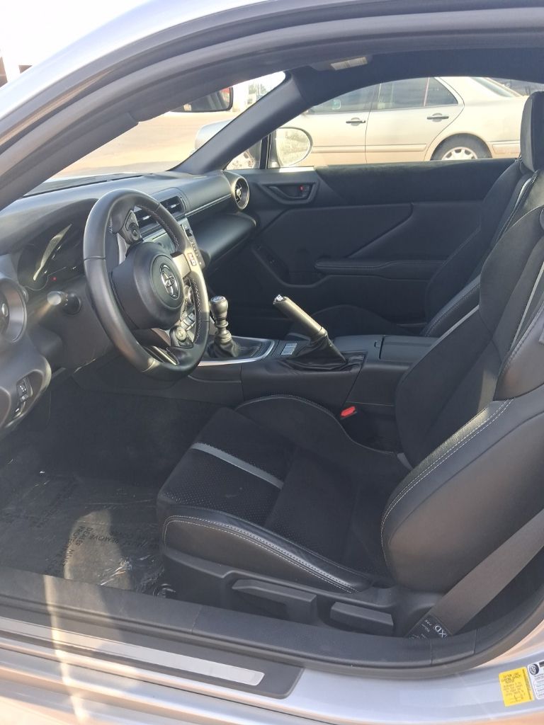 Used 2025 Steel Toyota Premium image 5