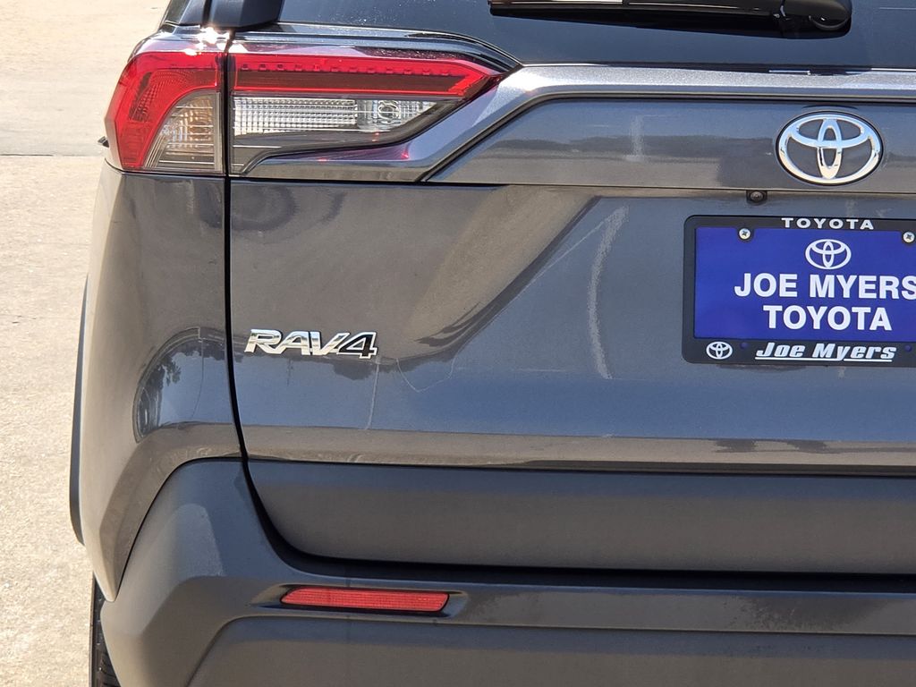 Used 2025 Magnetic Gray Metallic Toyota XLE image 10