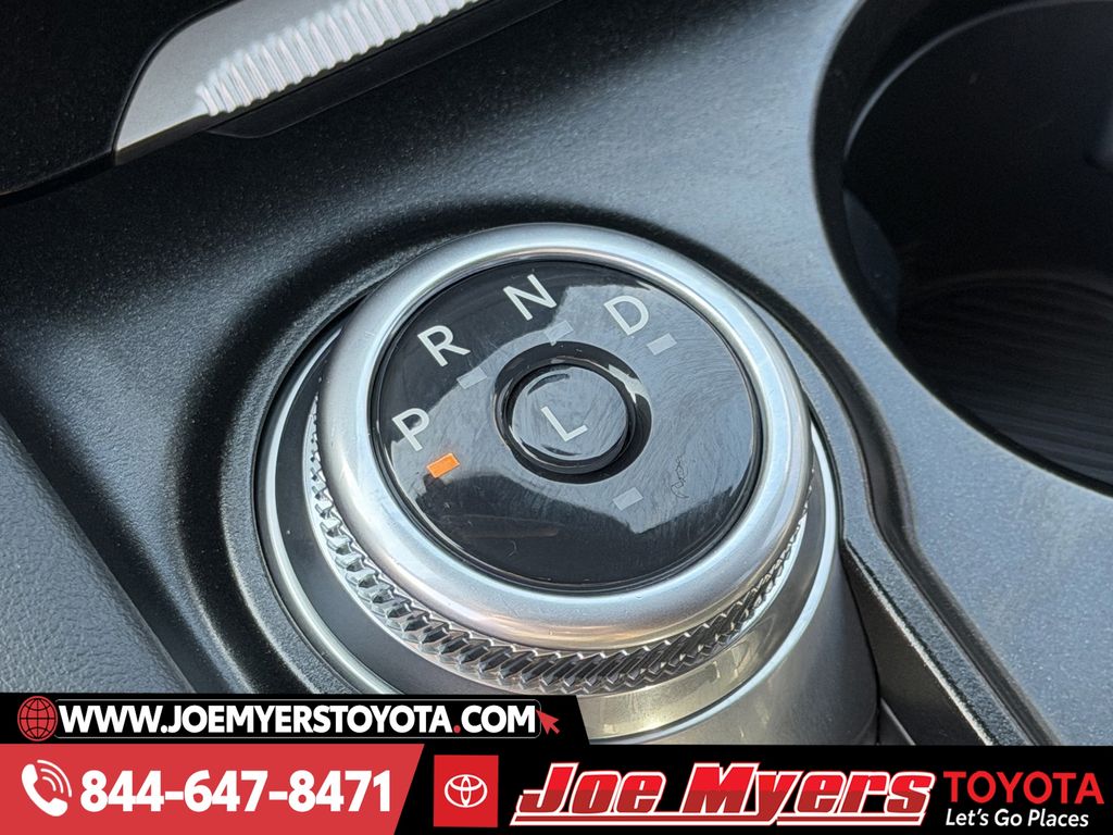 Used 2025 Gray Metallic Ford ST-Line image 21