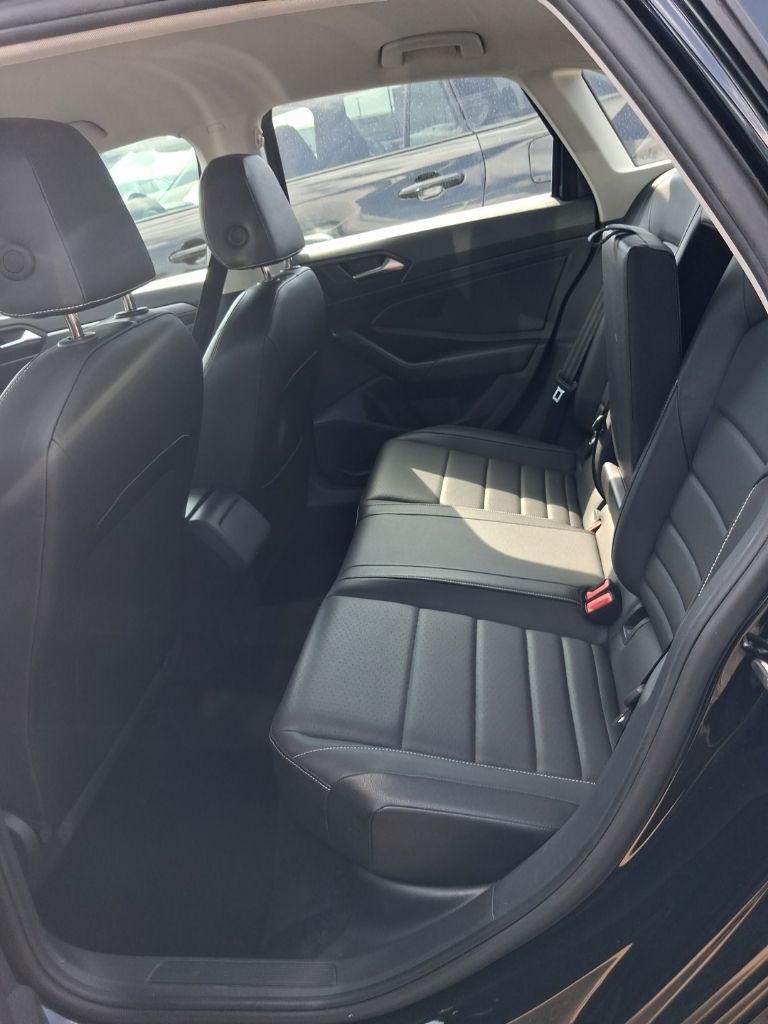 Used 2024 Black Volkswagen 1.5T SE image 6