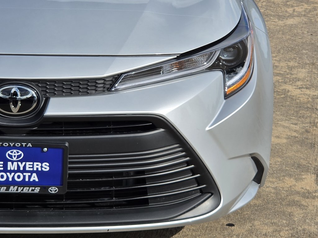 Used 2026 Classic Silver Metallic Toyota LE image 4