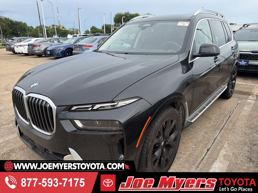 2025 BMW X7 xDrive40i's photo