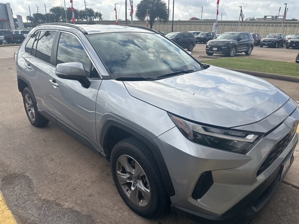 Used 2025 Toyota RAV4 XLE SUV