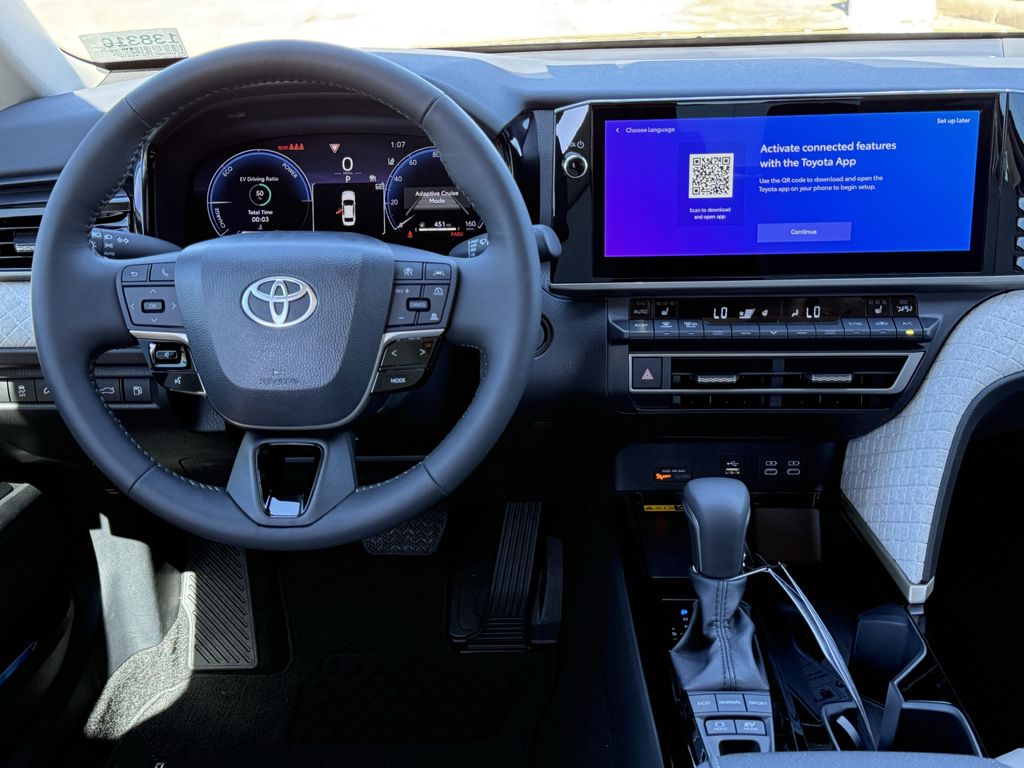 2026 Toyota Camry XLE - Photo 10