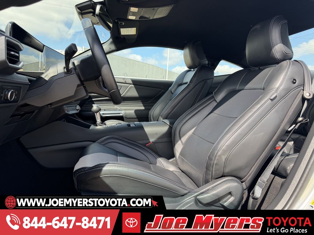 Used 2025 Silver Metallic Ford Ecoboost Premium image 26