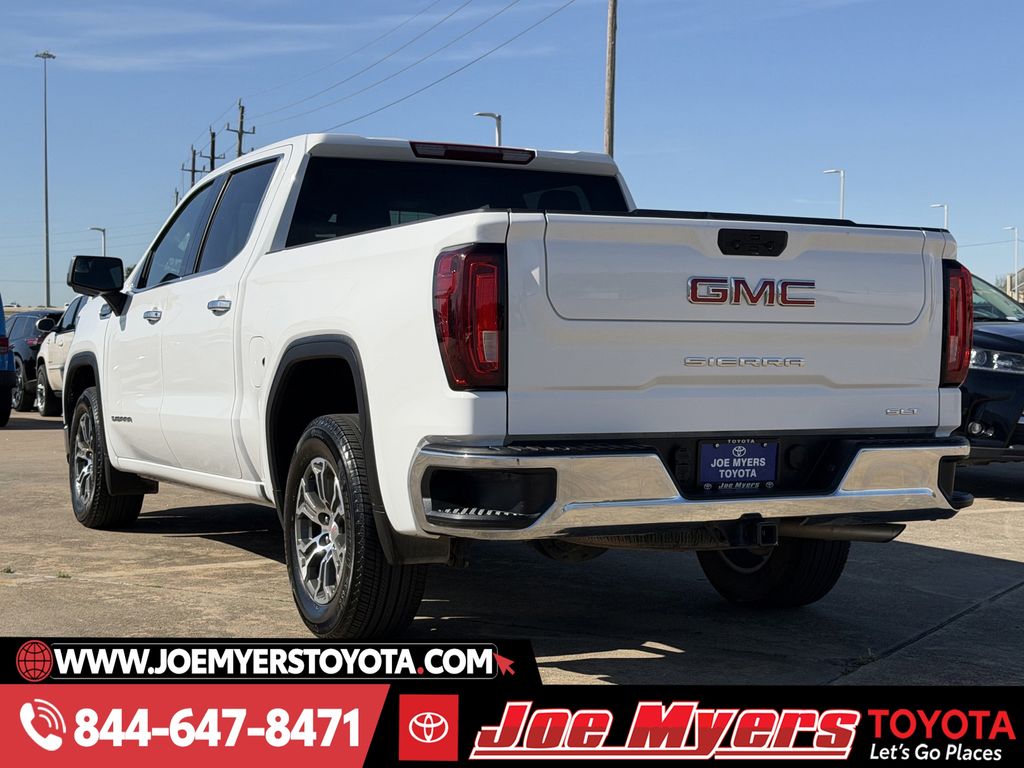 Used 2025 Summit White GMC SLT image 7