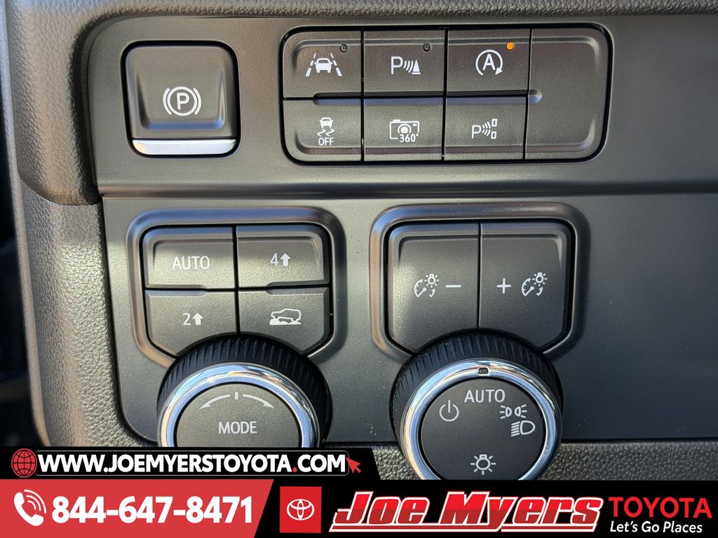 Used 2025 Black Chevrolet LT image 25