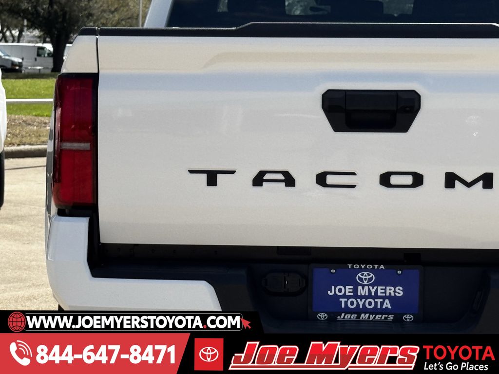 New 2026 Ice Cap Toyota SR5 image 10