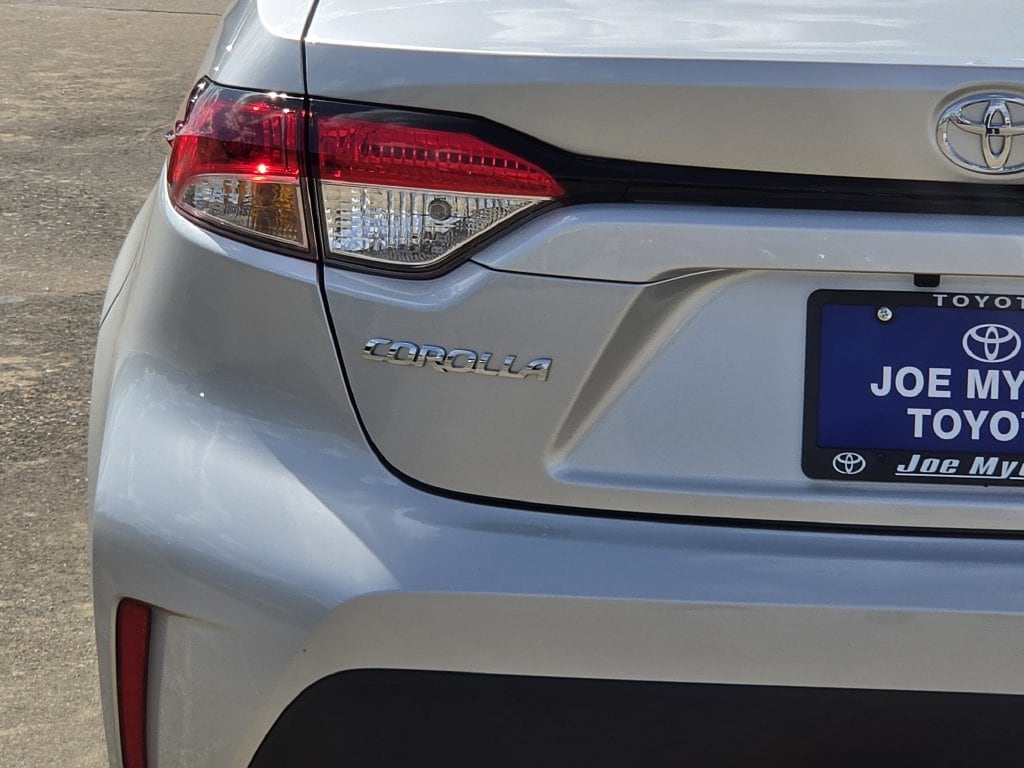 Used 2026 Classic Silver Metallic Toyota LE image 10