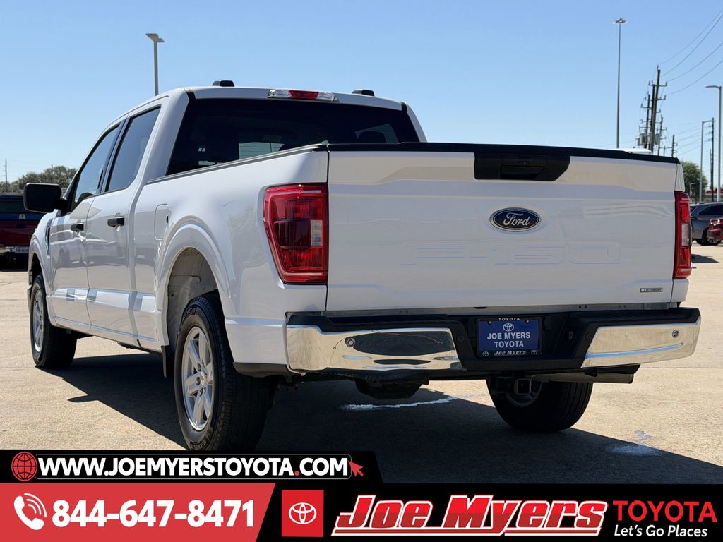 Used 2023 Oxford White Ford XLT image 7