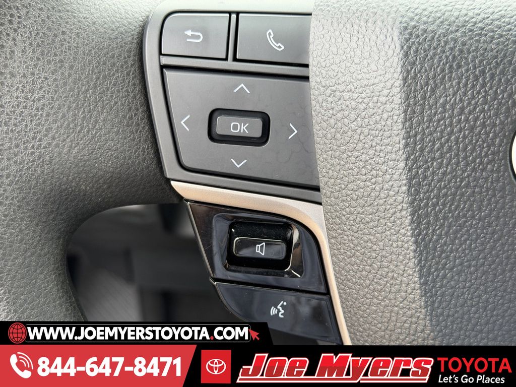 Used 2025 Ice Cap Toyota LE image 24