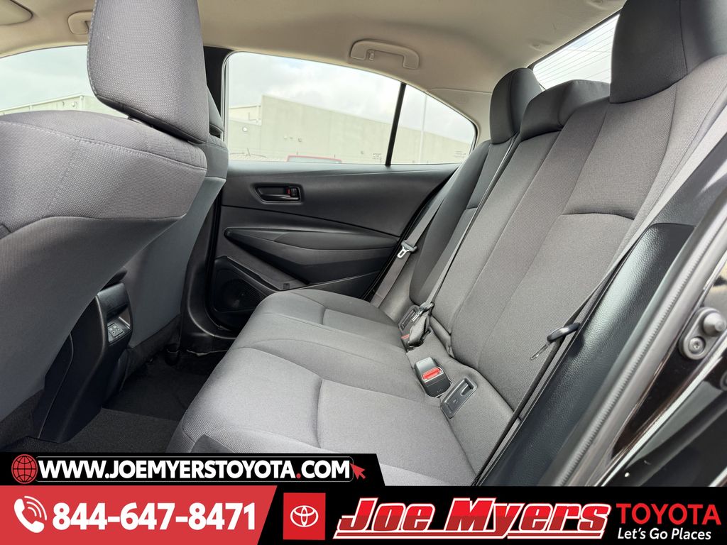 Used 2025 Midnight Black Metallic Toyota LE image 27