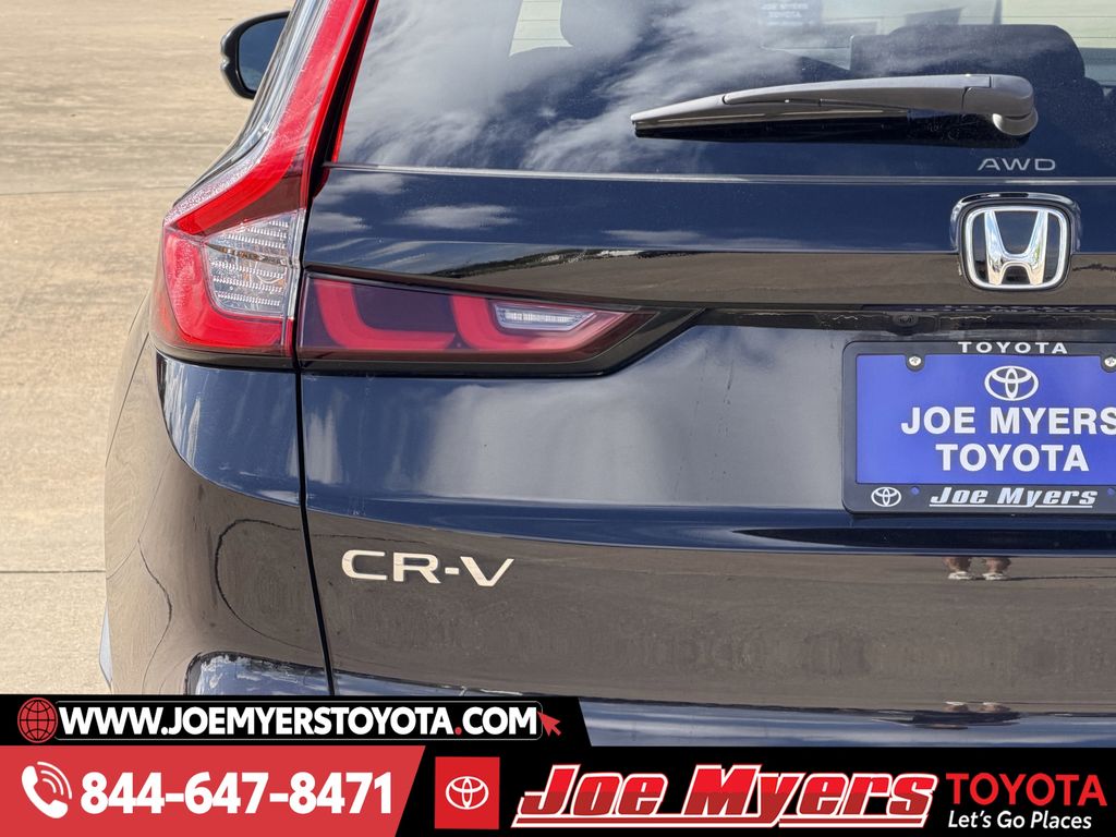 Used 2025 Crystal Black Pearl Honda LX image 10