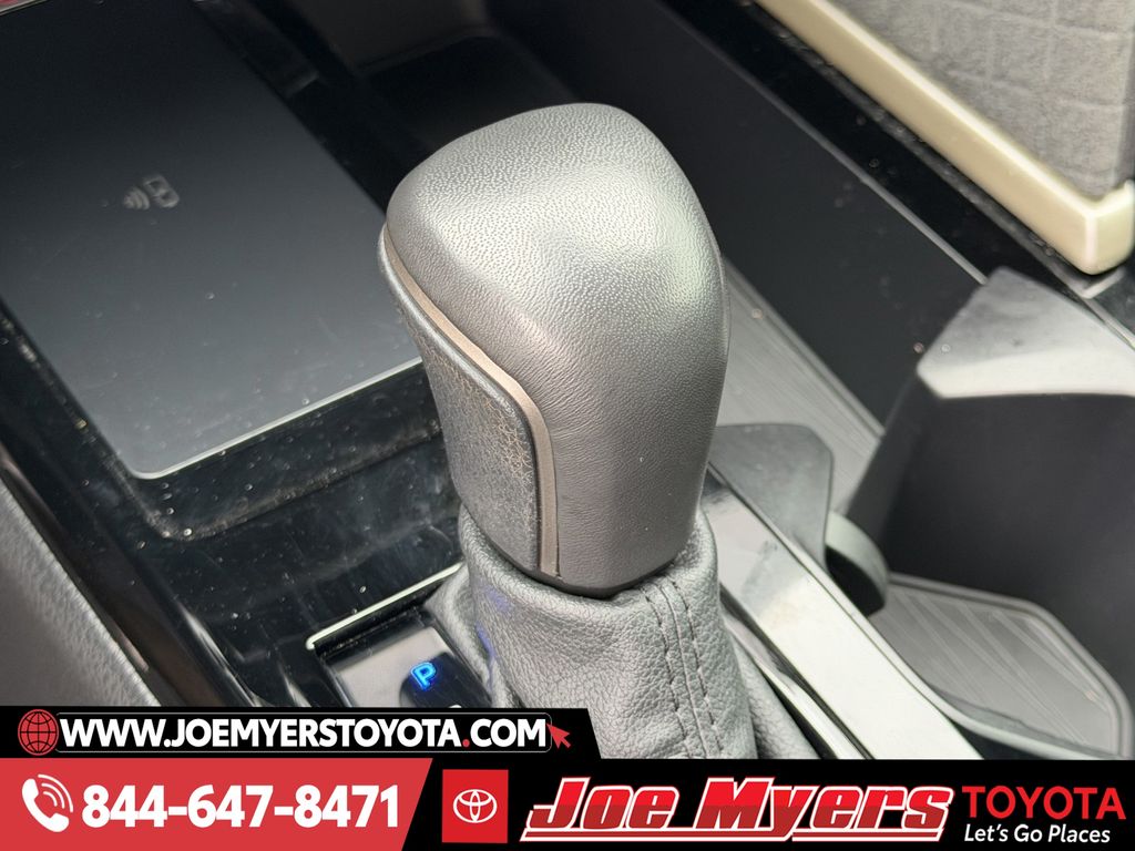 Used 2025 Reservoir Blue Toyota XLE image 21