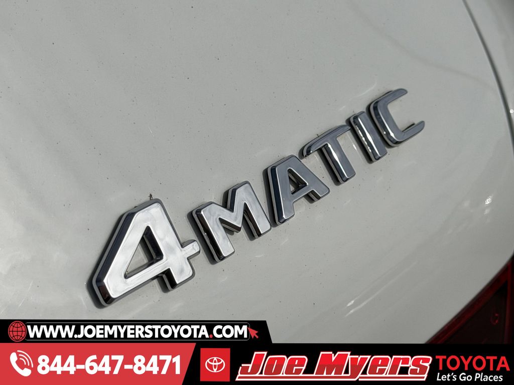 Used 2021 Polar White Mercedes-Benz GLC 300 image 11