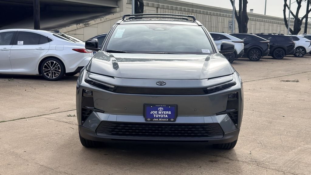 New 2026 Overcast Toyota SE image 3