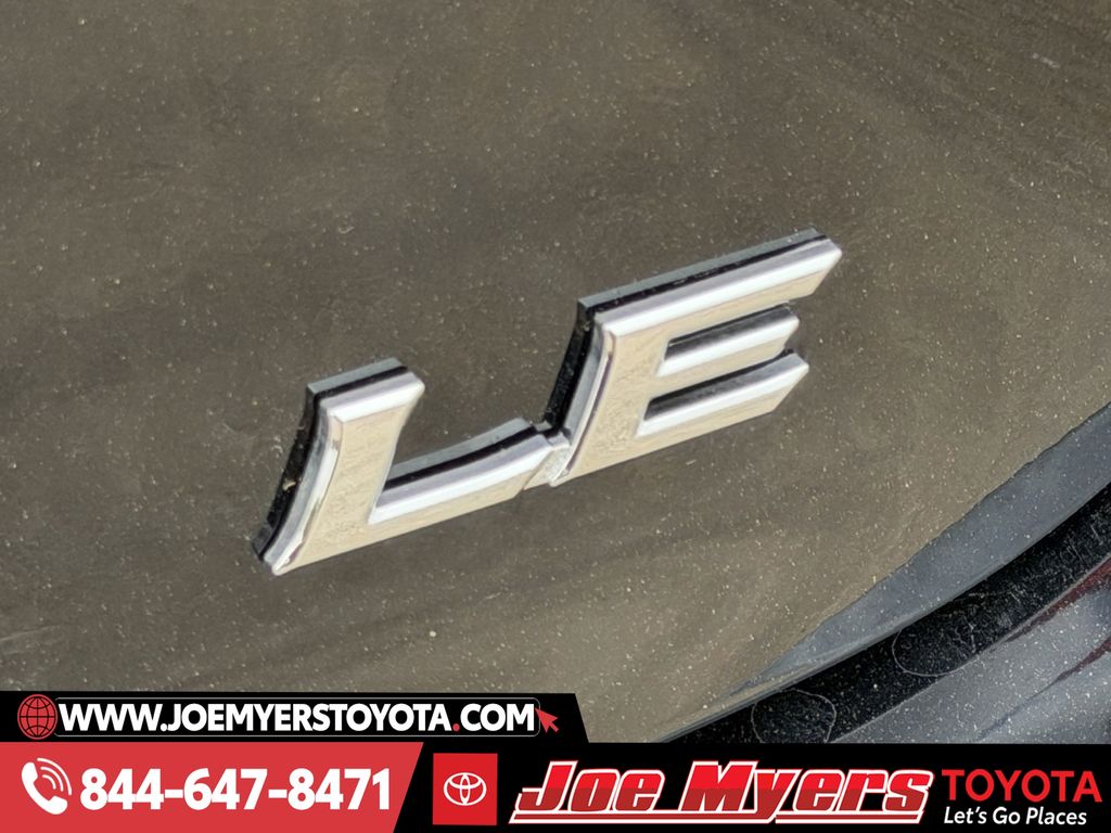 Used 2025 Midnight Black Metallic Toyota LE image 11