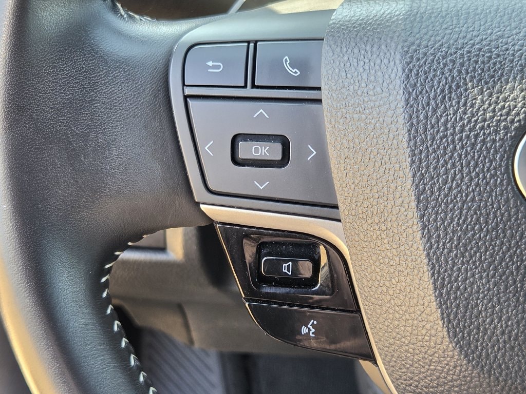Used 2025 Heavy Metal Toyota SE image 24