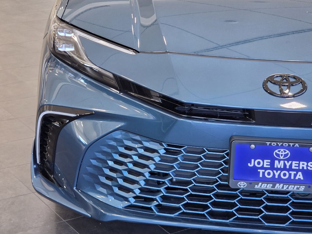 New 2026 Ocean Gem Toyota XSE image 5