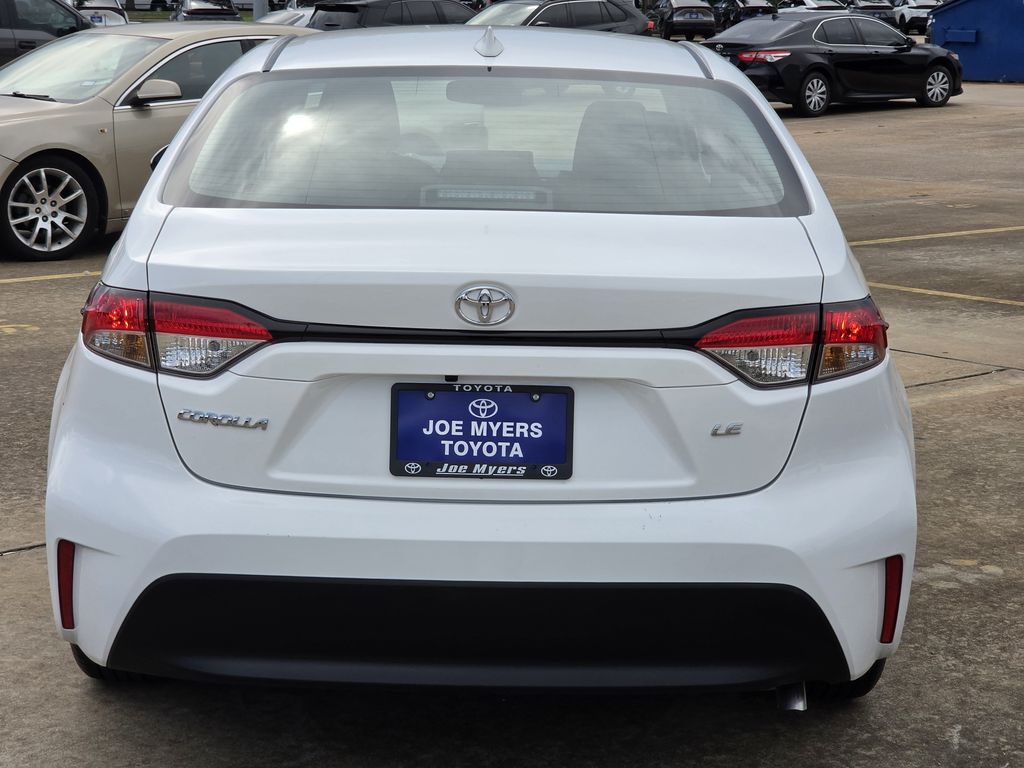 Used 2026 Ice Toyota LE image 8