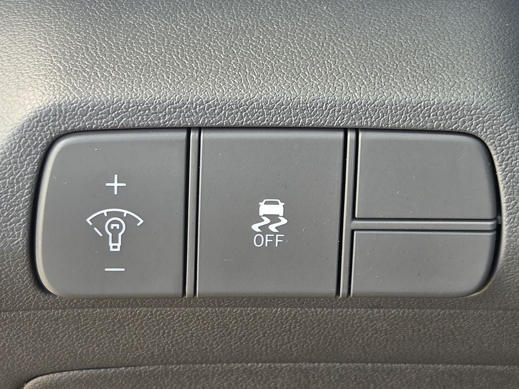 Used 2026 Fluid Metal Hyundai SEL Sport image 24