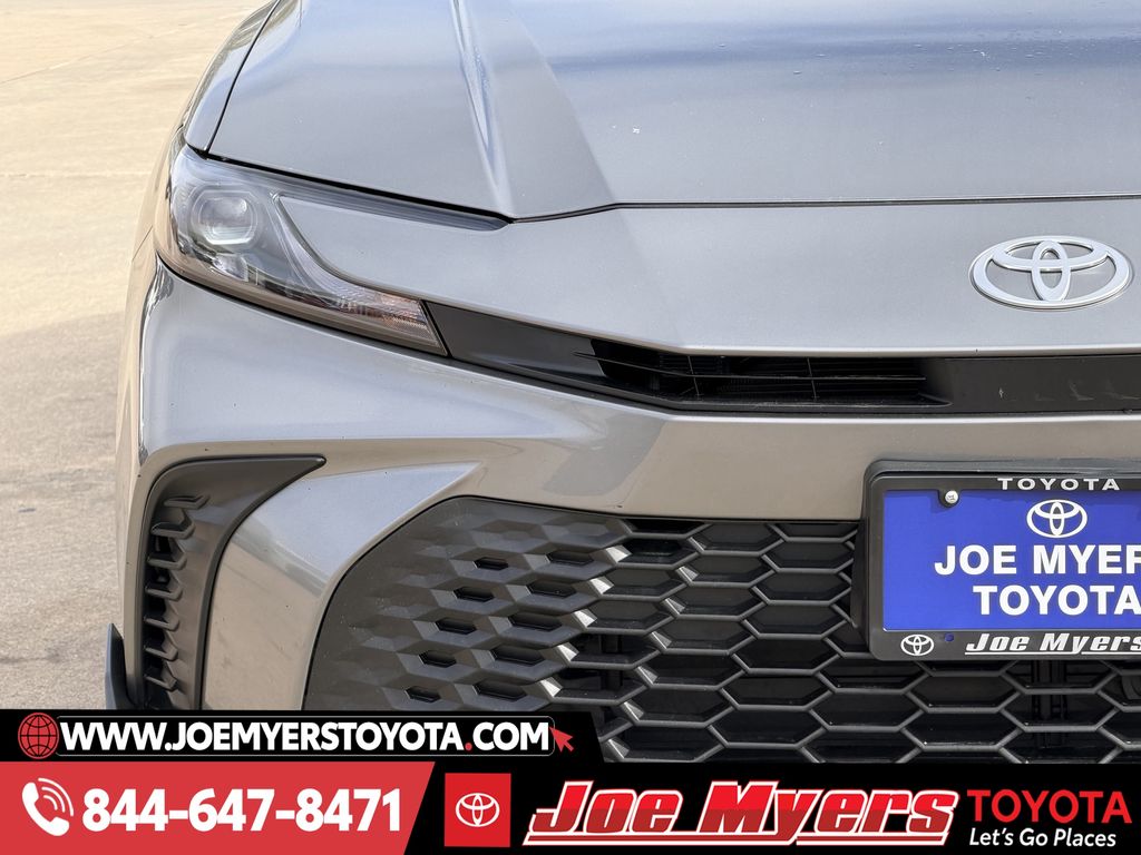 Used 2025 Heavy Metal Toyota SE image 5