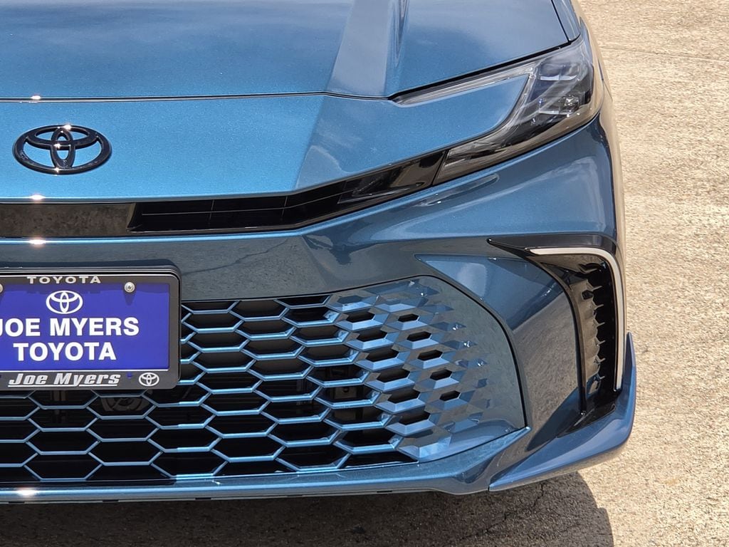 New 2026 Ocean Gem Toyota XSE image 4
