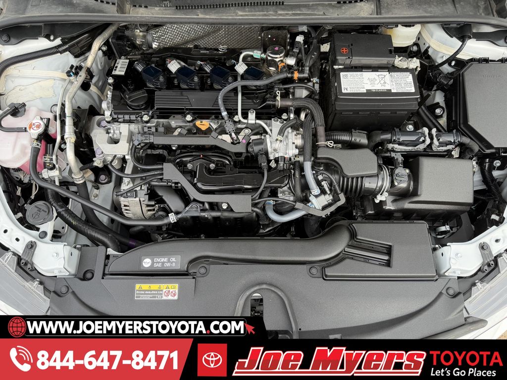 Used 2025 Ice Cap Toyota LE image 30