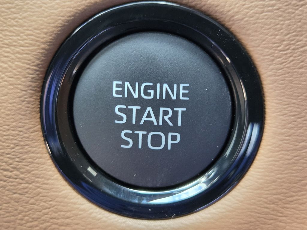 New 2026 WINDCHILL PEARL Toyota 1794 Edition image 21