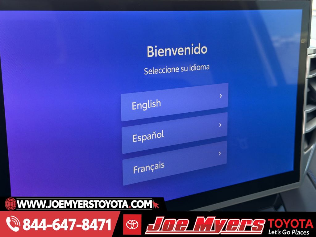 New 2026 Wind Chill Pearl Toyota Platinum image 16