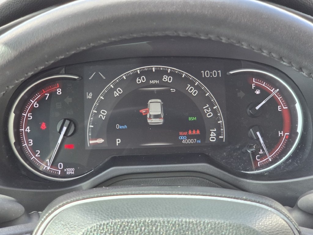 Used 2024 Silver Sky Metallic Toyota XLE Premium image 16
