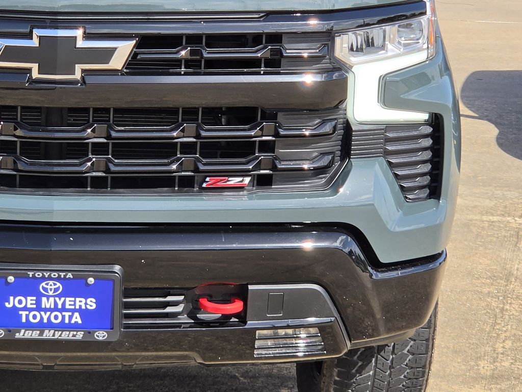 Used 2025 Cypress Gray Chevrolet LT Trail Boss image 4
