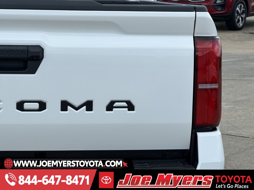 New 2026 Ice Cap Toyota SR5 image 9