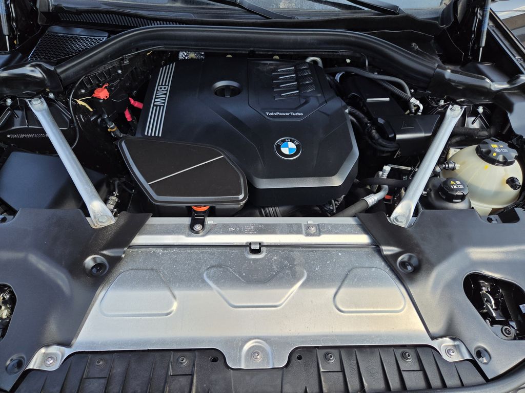 Used 2024 Dark Graphite Metallic BMW xDrive30i image 31
