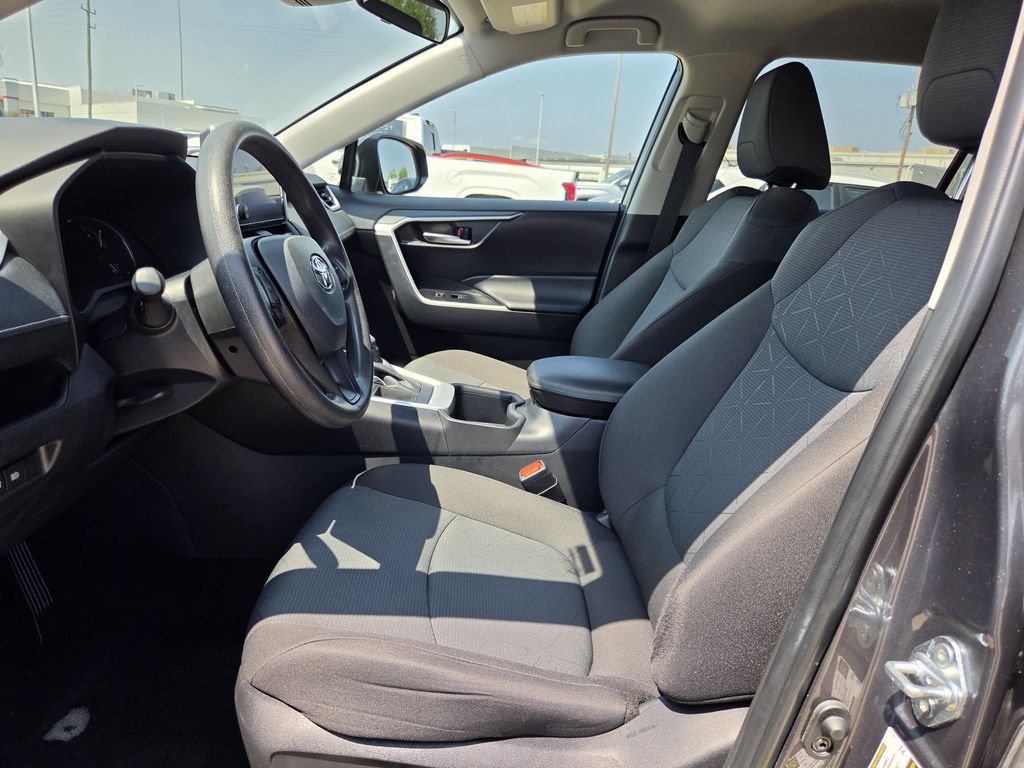 Used 2025 Magnetic Gray Metallic Toyota XLE image 27