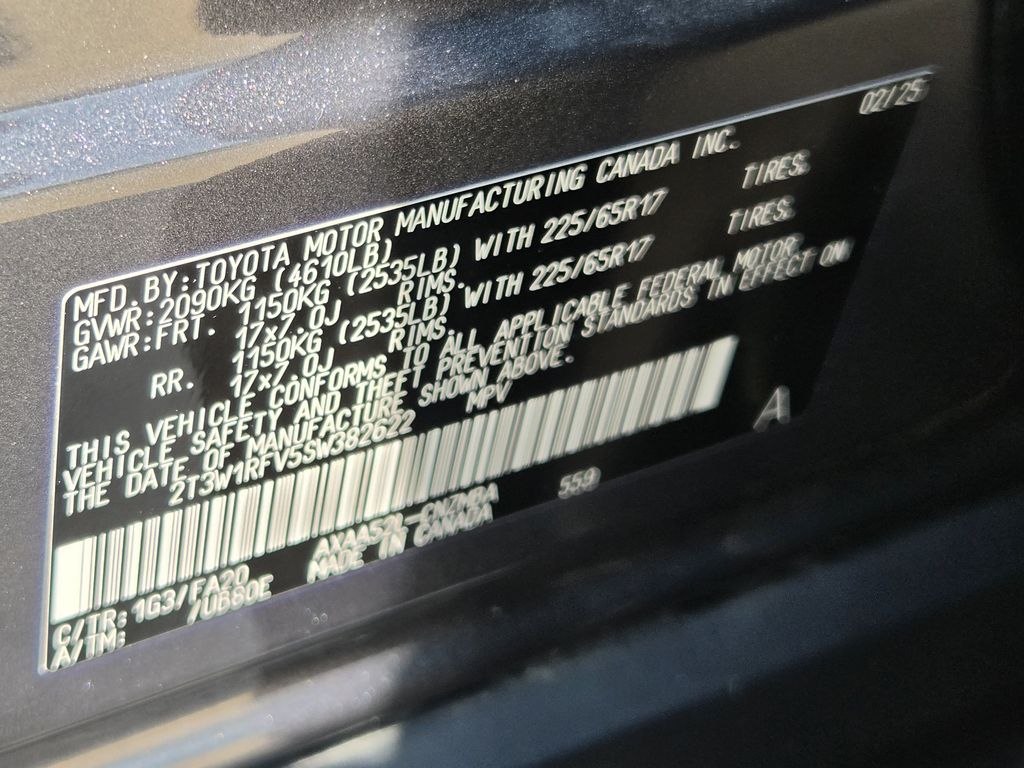 Used 2025 Magnetic Gray Metallic Toyota XLE image 32
