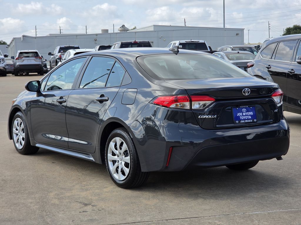 Used 2025 Underground Toyota LE image 7