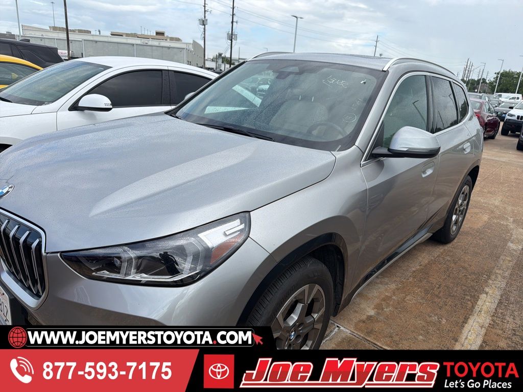2025 BMW X1 xDrive28i's photo