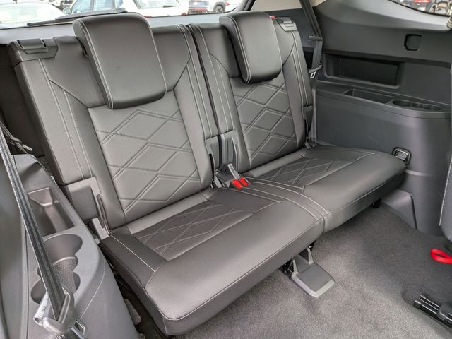 2026 Volkswagen Atlas SE w/Tech - Photo 34