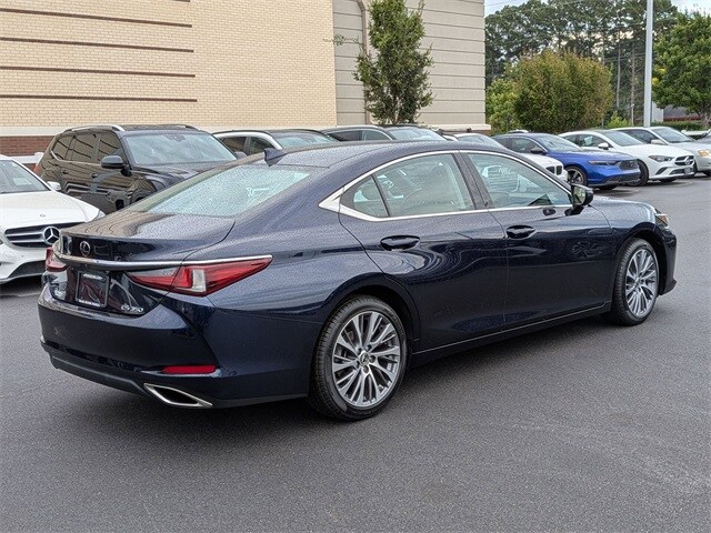 2019 Lexus ES 350 photo 2