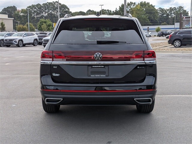2026 Volkswagen Atlas SE photo 4