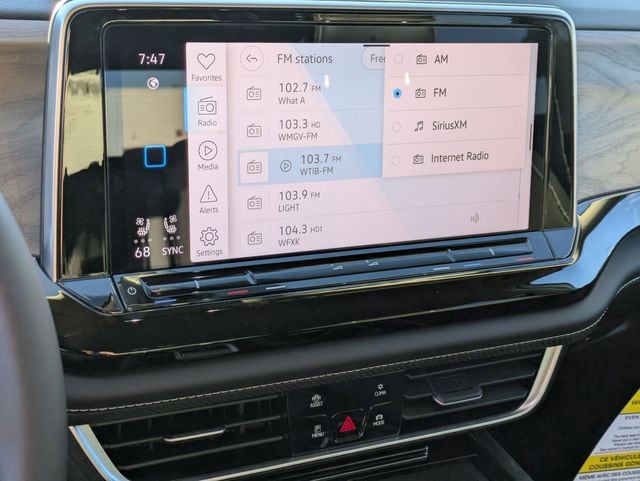 2026 Volkswagen Atlas SE w/Tech - Photo 18