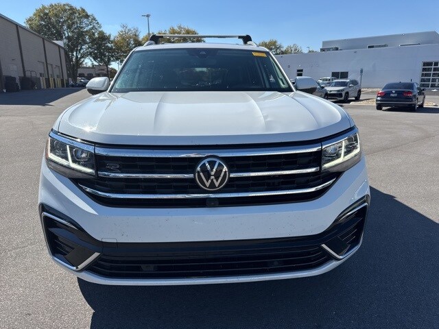 2022 Volkswagen Atlas V6 SEL Premium R-Line photo 2