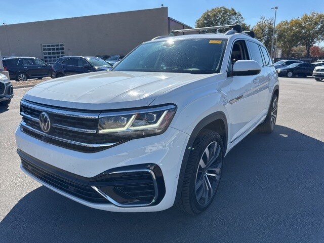 2022 Volkswagen Atlas V6 SEL Premium R-Line photo 3