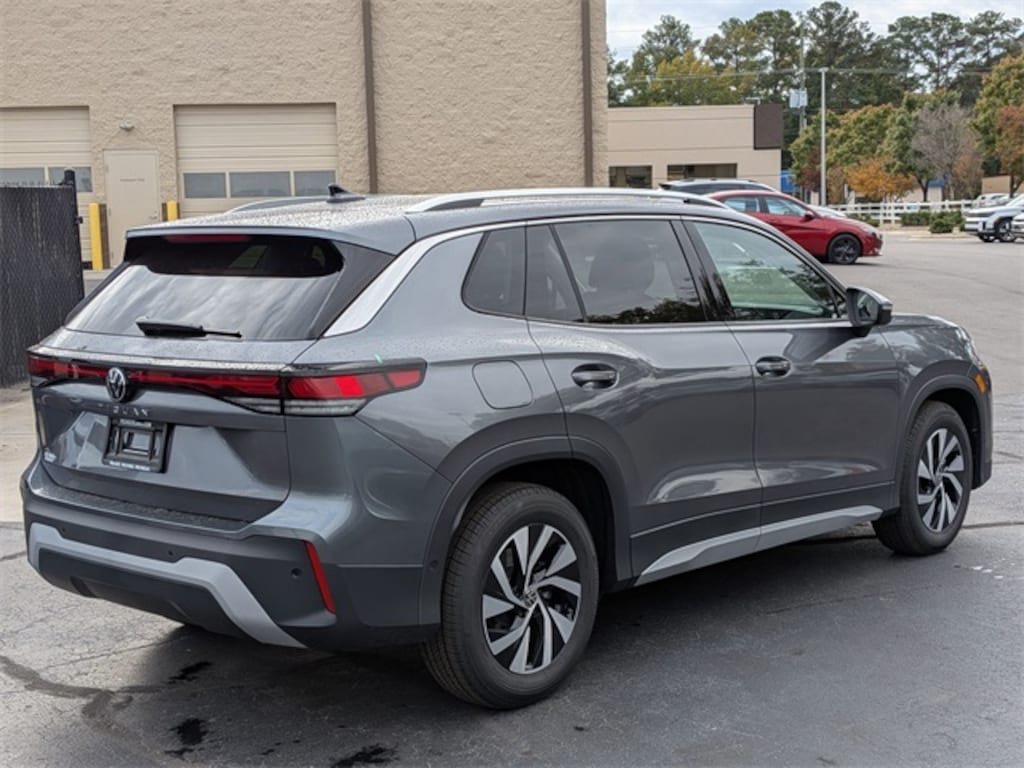 New 2026 Volkswagen Tiguan 2.0T S SUV