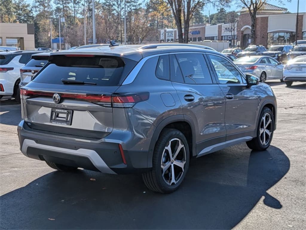 New 2026 Volkswagen Tiguan 2.0T SE SUV